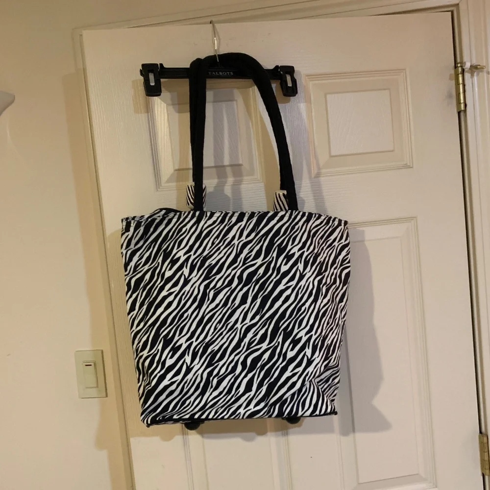 St. Martin Black/White Zebra Print Canvas Beach/Tote Bag